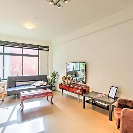Spacious In The Heart Of Апартаменты *