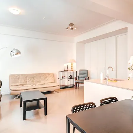 Apartment Spacious In The Heart Of